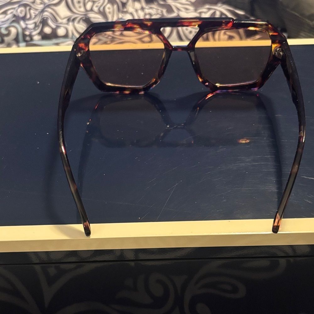 Tortoise Shell Sunglasses - Picture 3 of 4
